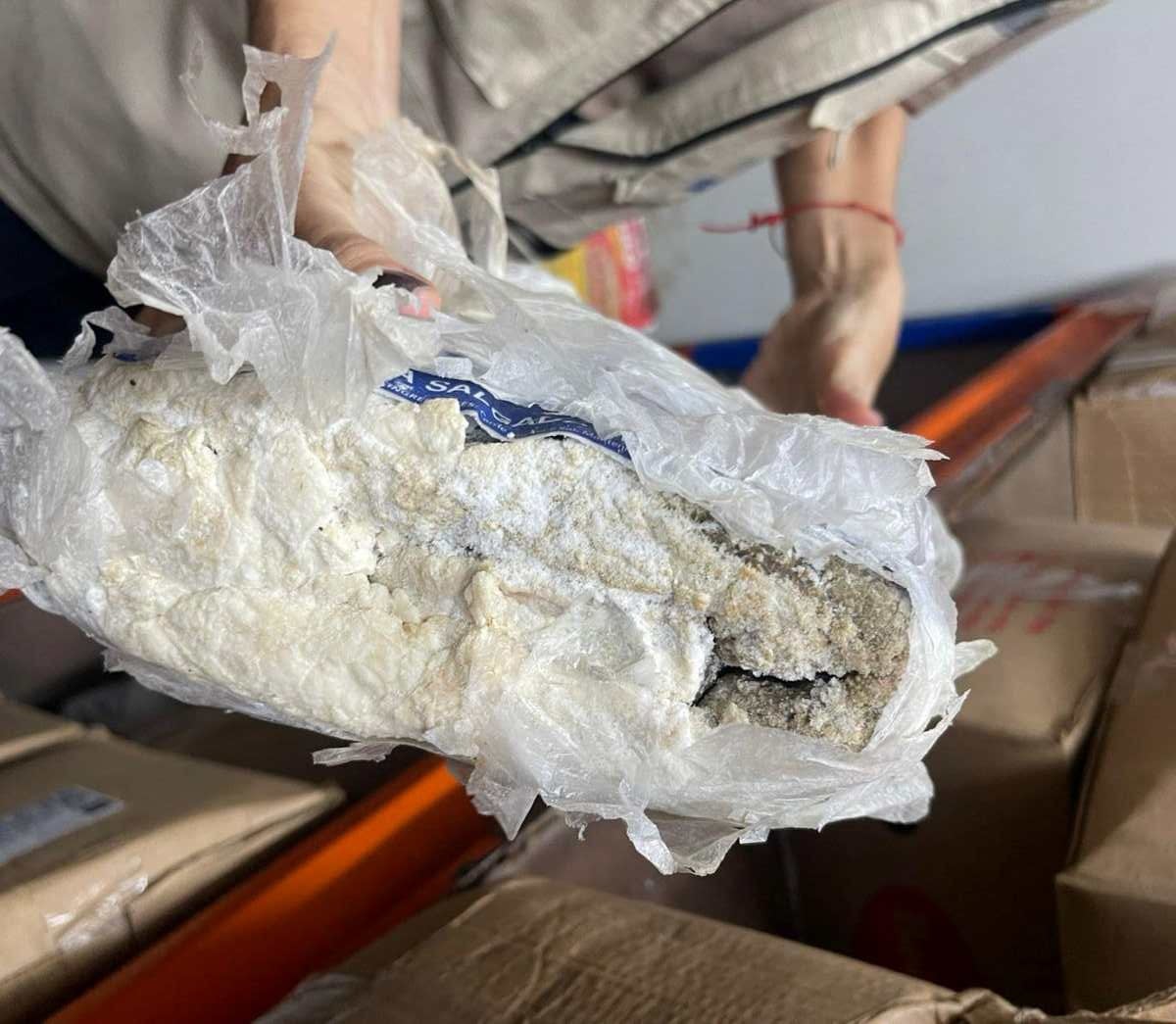 Operação Rota do Queijo apreende alimentos irregulares na Feira de São Joaquim