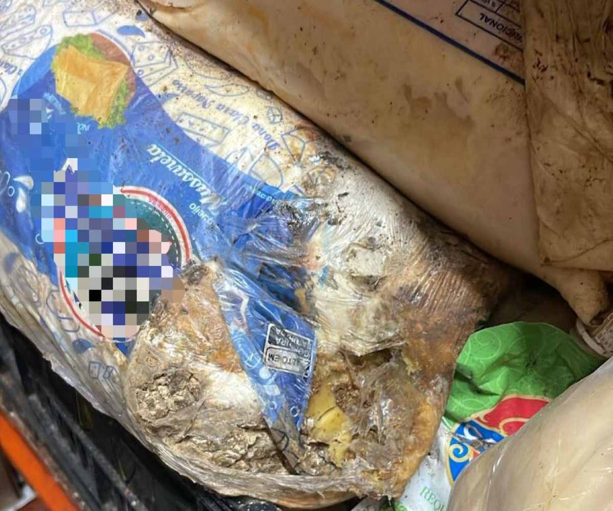 Operação Rota do Queijo apreende alimentos irregulares na Feira de São Joaquim