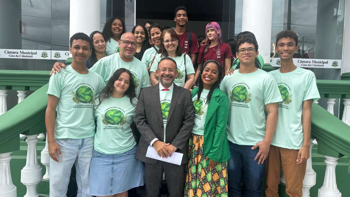Projeto criado por estudantes para ampliar arborização é aprovado na Câmara de Feira de Santana