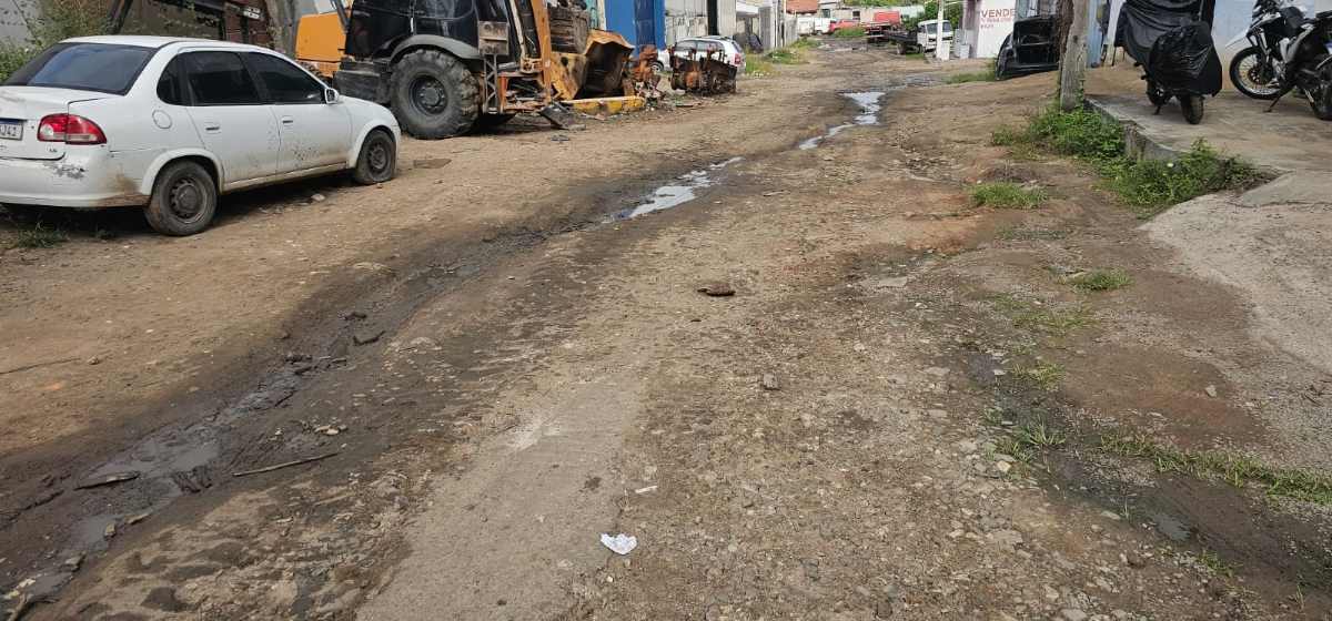 Rua Campo Mourão, no bairro Lagoa Grande