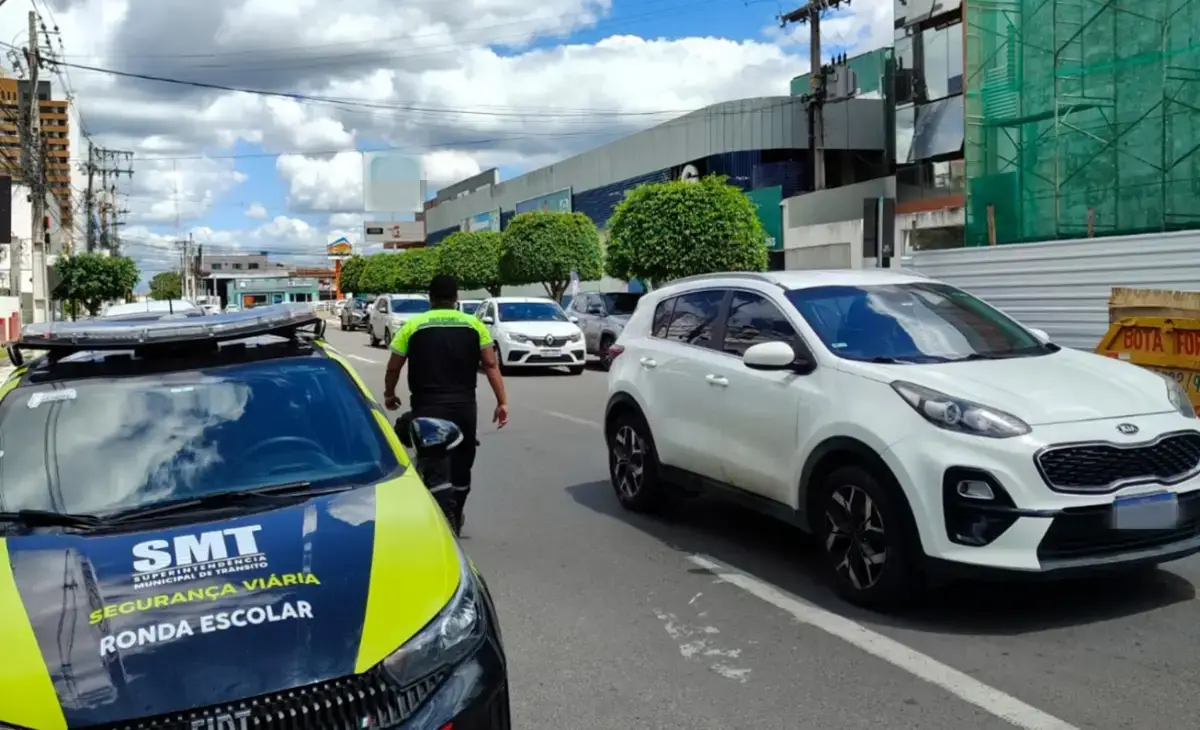 Ronda Escolar da SMT reforça fiscalização e mapeia pontos críticos em Feira de Santana