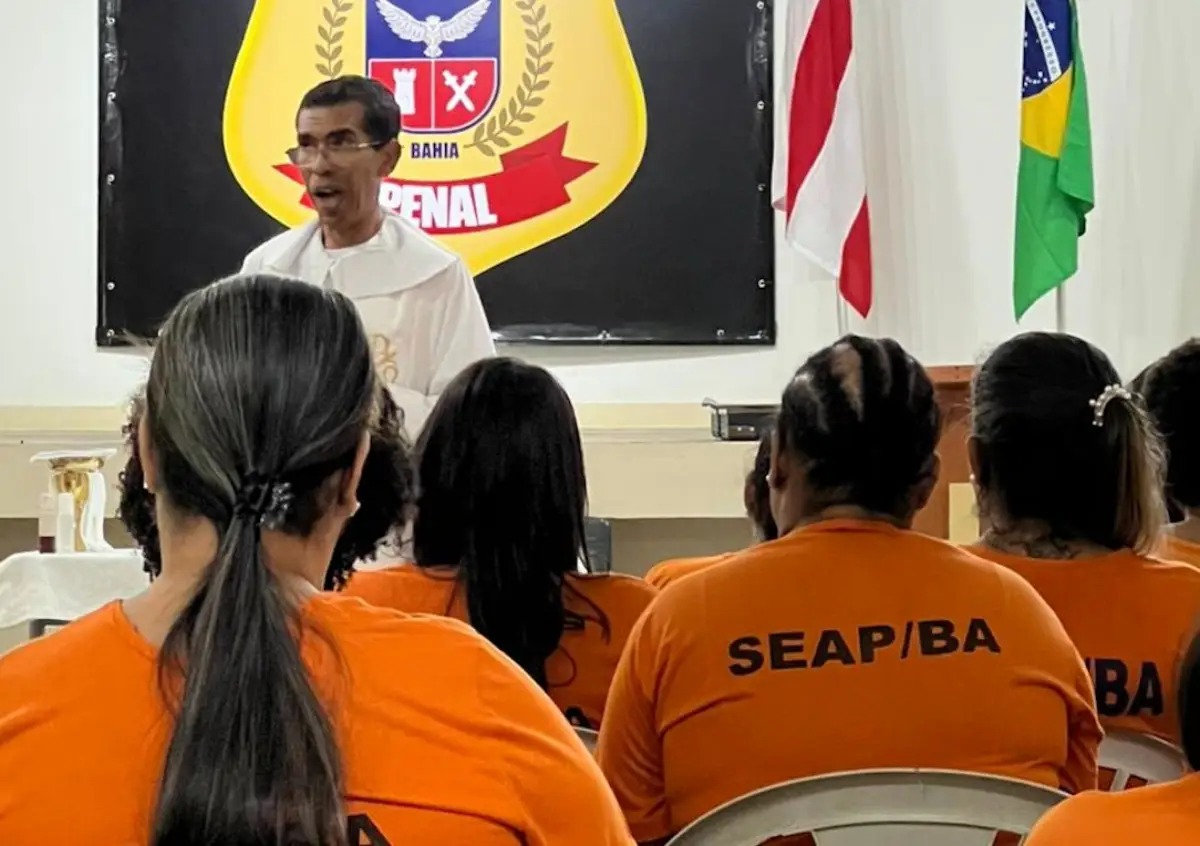Pastoral Carcerária leva fé e esperança às mães do presídio de Feira de Santana