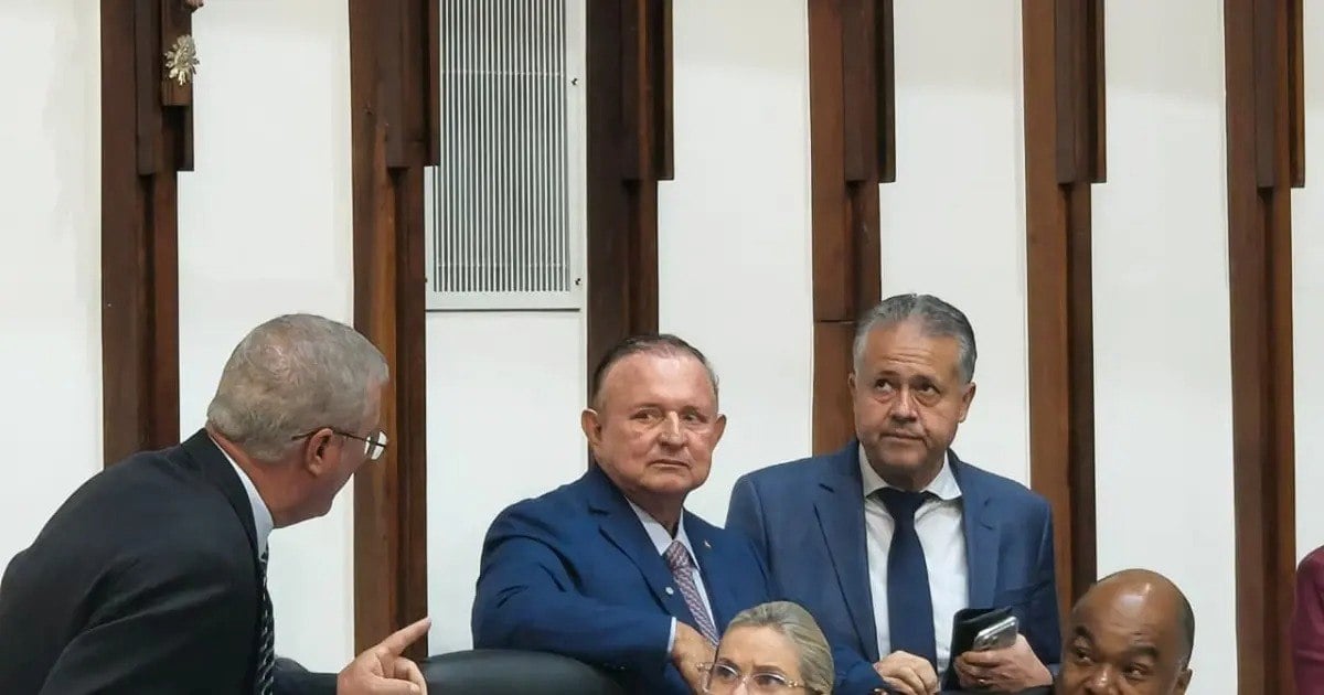Ex-presidente da AL-BA, Adolfo Menezes recebe aval para assumir vaga no Tribunal de Contas