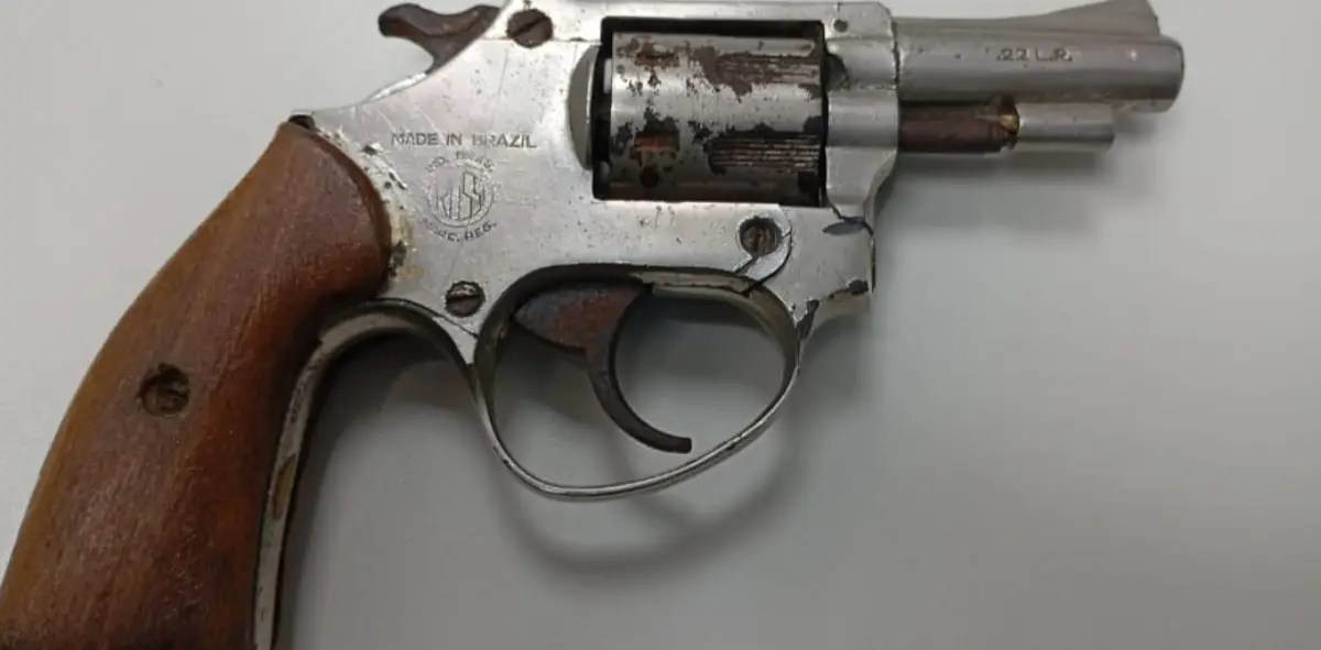 Polícia Militar recupera 7 celulares roubados e apreende armas após ações em Feira de Santana