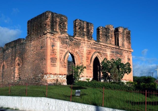igreja-inacabada Alagoinhas ba