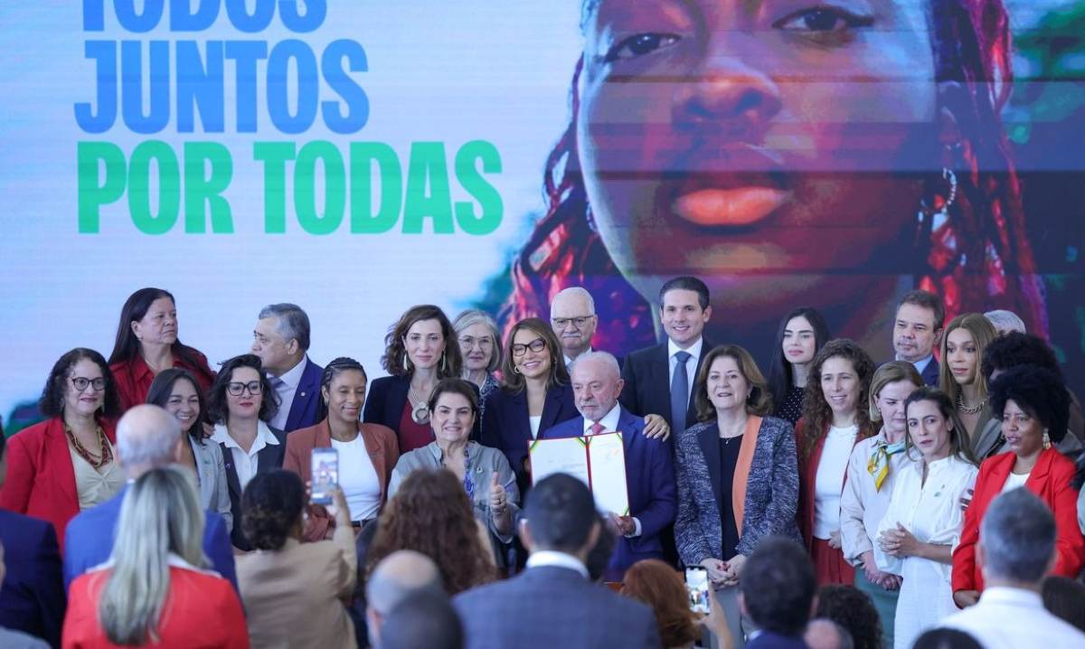Governo federal anuncia medidas para reforçar proteção das mulheres na internet