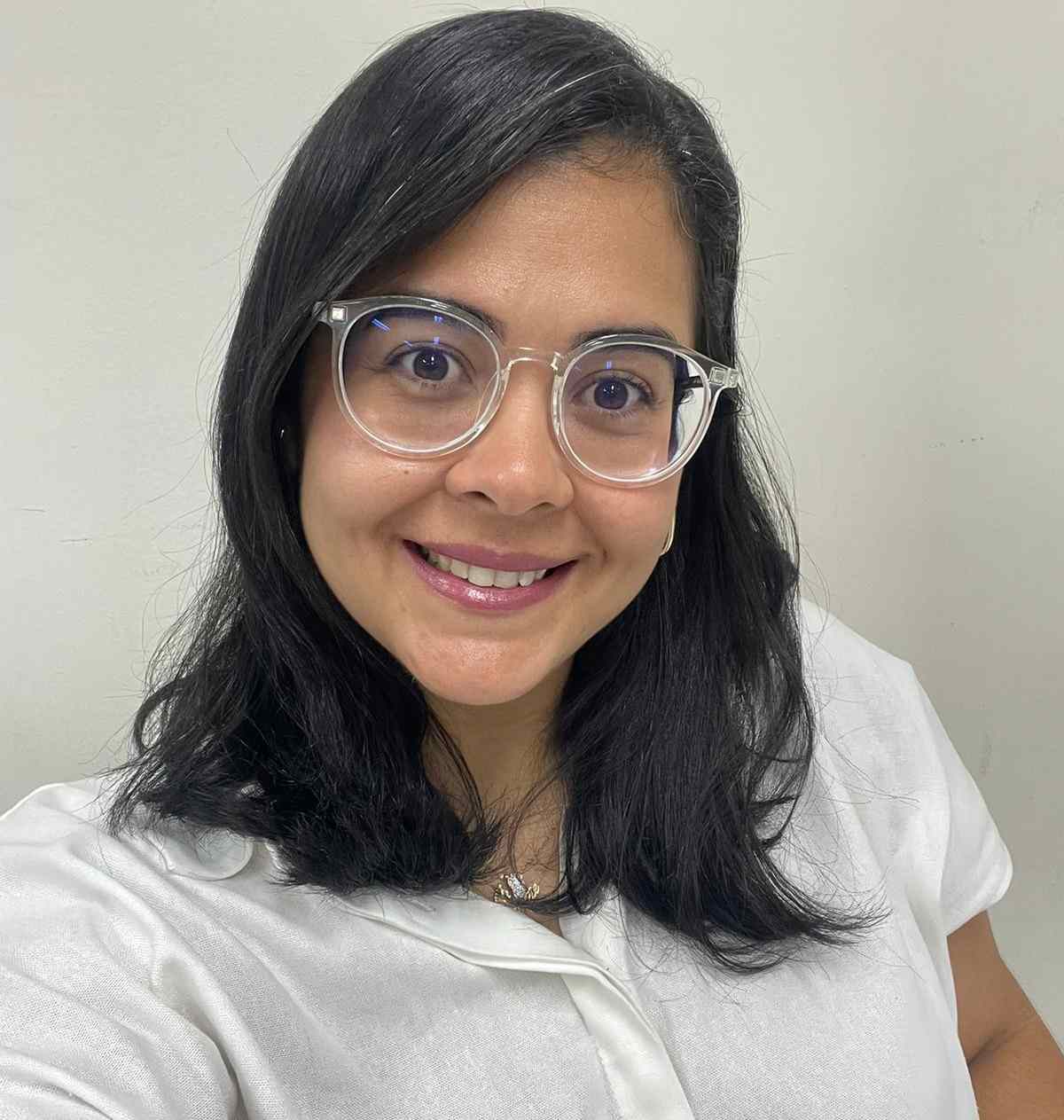 professora Candisse Almeida uso de celular e distrações ao volante
