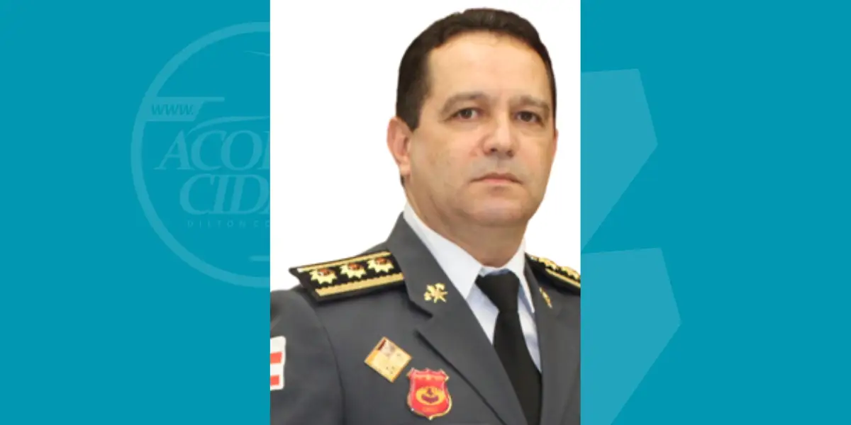 Adriano Bertolino - Coronel dos Bombeiros
