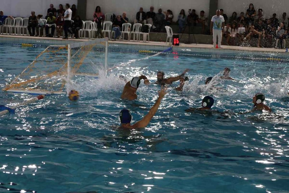Pela primeira vez, Feira de Santana reúne atletas de três regiões do país em campeonato de polo aquático