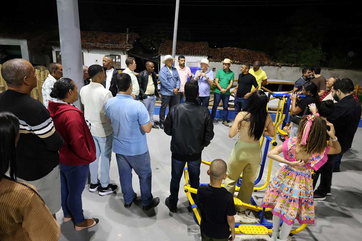 Nova praça no povoado do Jacu, no distrito da Matinha, é inaugurada com apresentações e muito forró