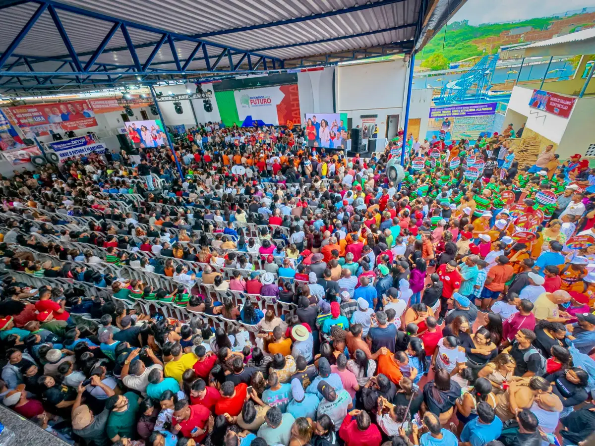 Em Ipirá, Jerônimo apresenta balanço de quase R$ 1 bi e ouve demandas