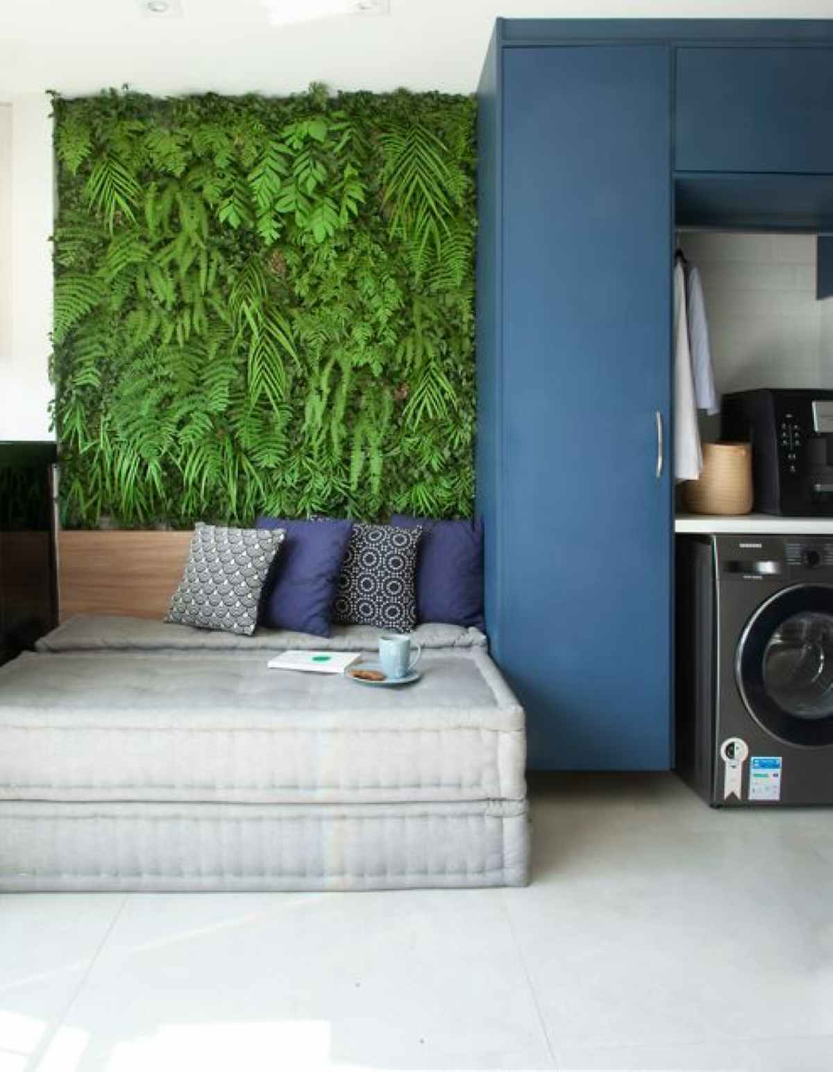 Parede de plantas verdes
