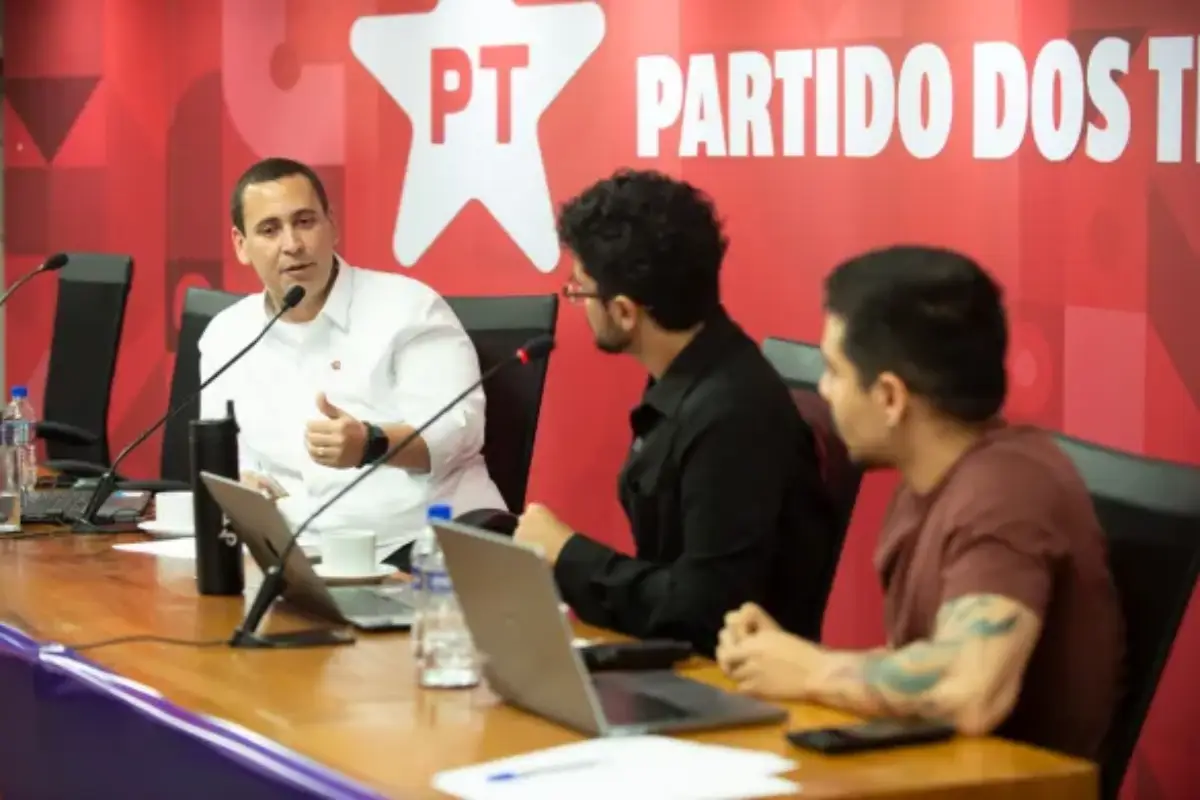 PT lança mobilização nacional para ampliar divulgação de ações do governo Lula nas redes sociais