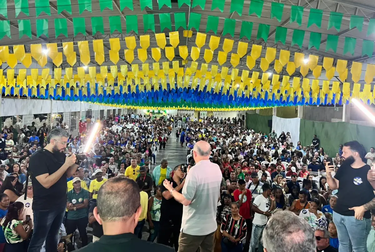 Thiago Gilleno e José Ronaldo participam de encontro político em Feira de Santana