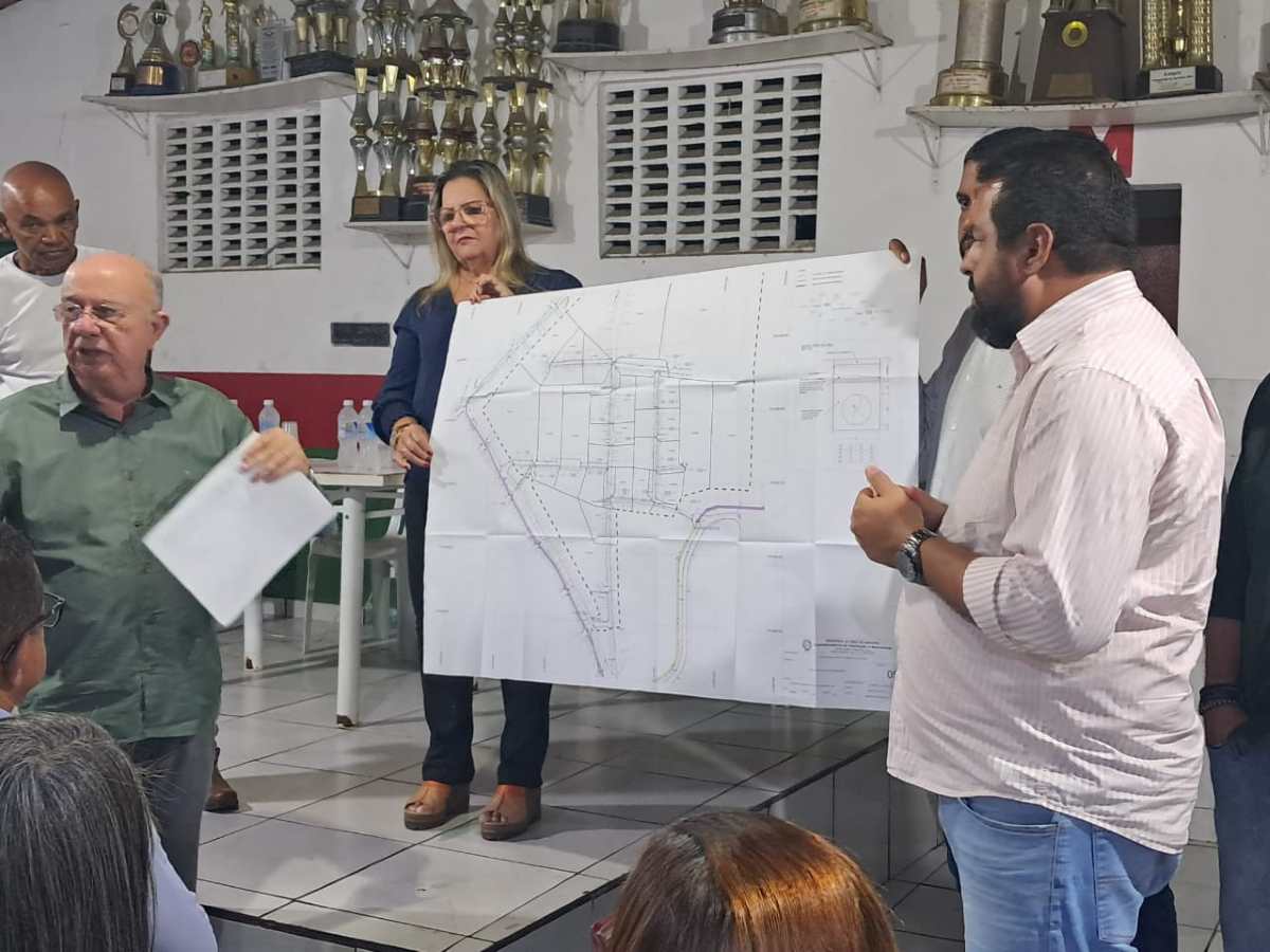 Prefeito anuncia início das obras de drenagem do bairro Baraúnas para depois do São João