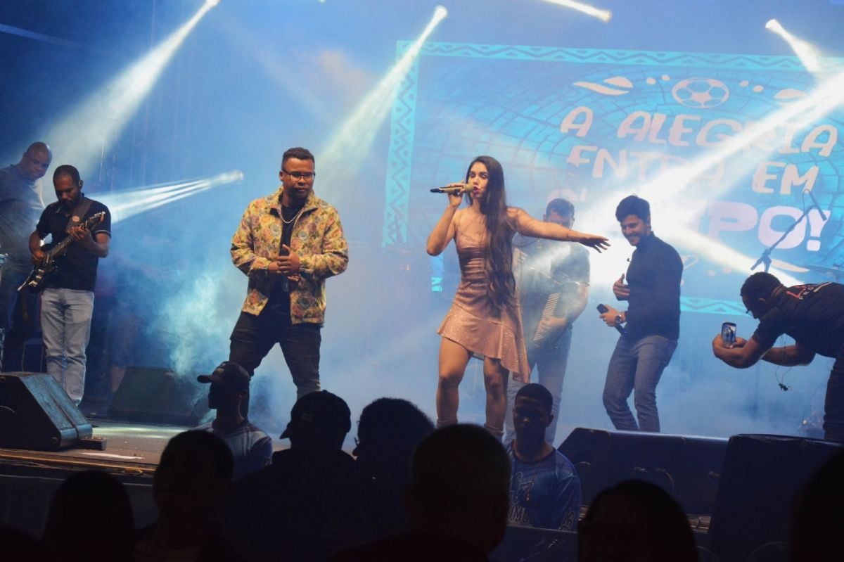 Primeira noite do Arraiá de Feira de Santana no distrito de Tiquaruçu