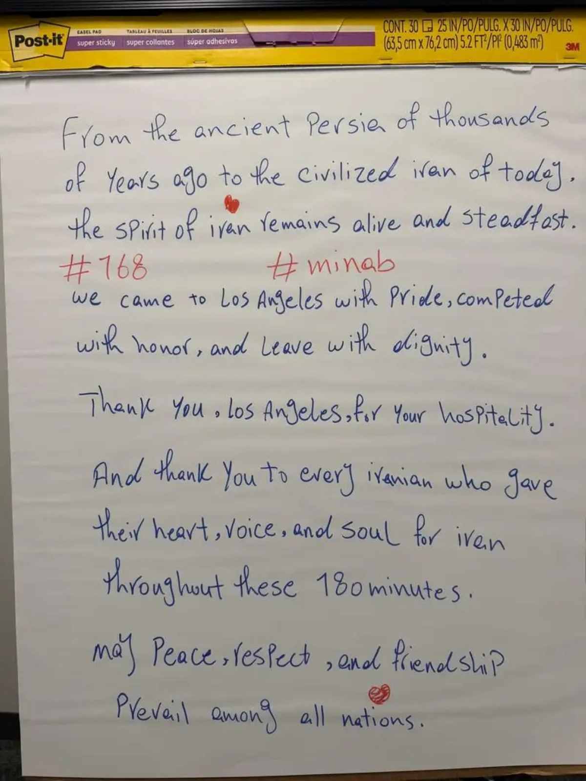 Seleção do Irã deixa carta em vestiário e faz apelo pela paz após jogo em Los Angeles