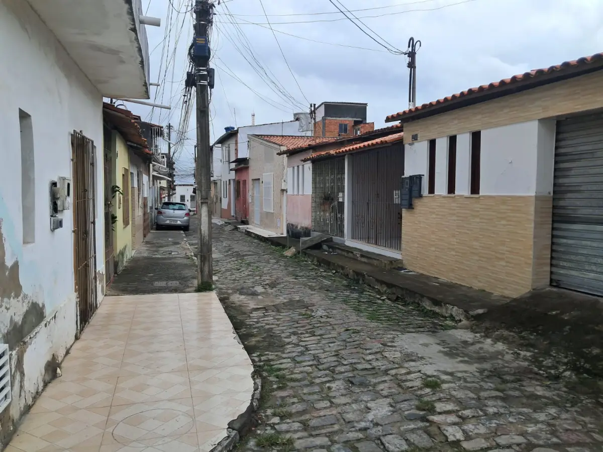 Moradores de Feira de Santana relatam surto de dengue e chikungunya