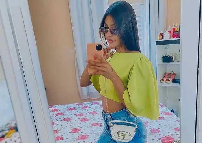 Jovem é morta a facadas após discussão durante saída de festa junina