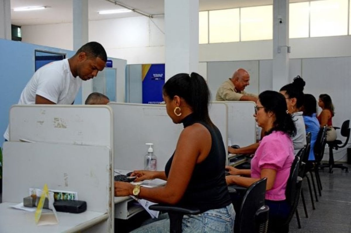 Casa do Trabalhador - Feira de Santana cria mais de 2,5 mil vagas nos primeiros meses de 2026, diz Caged