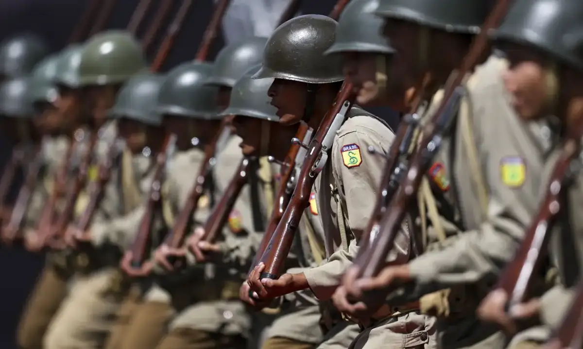 Corte bilionário no orçamento não interrompe patrulhamento do Exército nas fronteiras