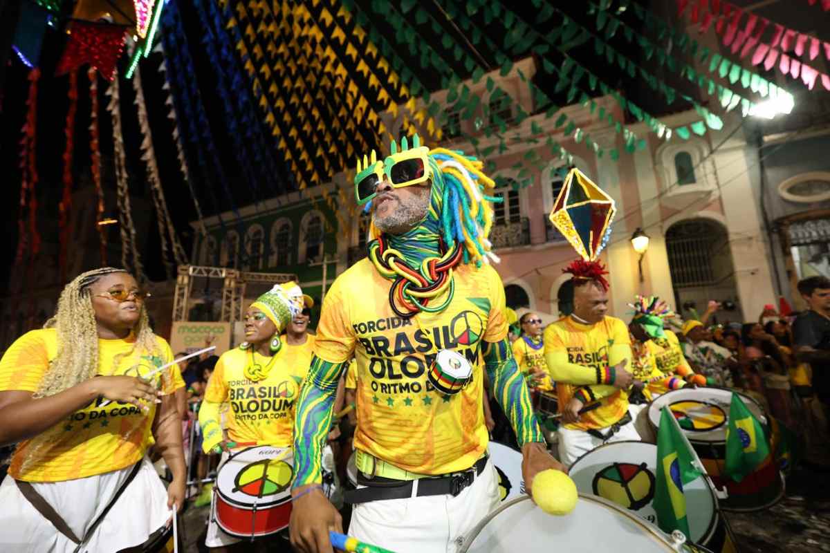Vitória do Brasil embala despedida do São João no Pelourinho ao som de Alceu Valença