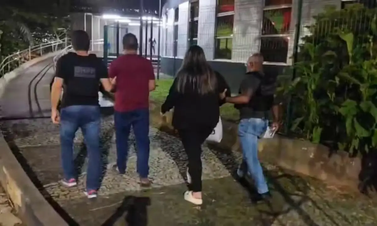 Foragidos da Justiça são capturados ao tentar embarcar na rodoviária de Salvador