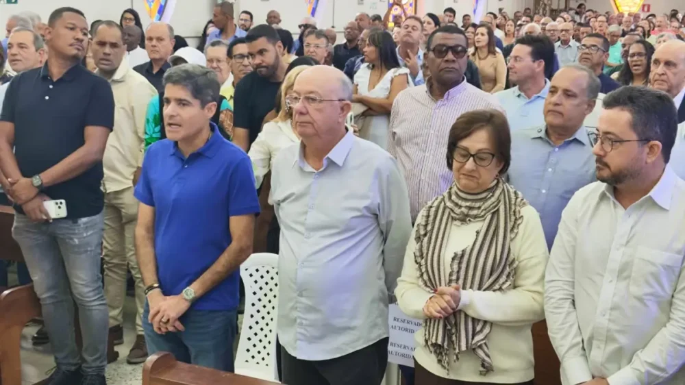 Prefeito José Ronaldo celebra 75 anos Prefeito José Ronaldo celebra 75 anos