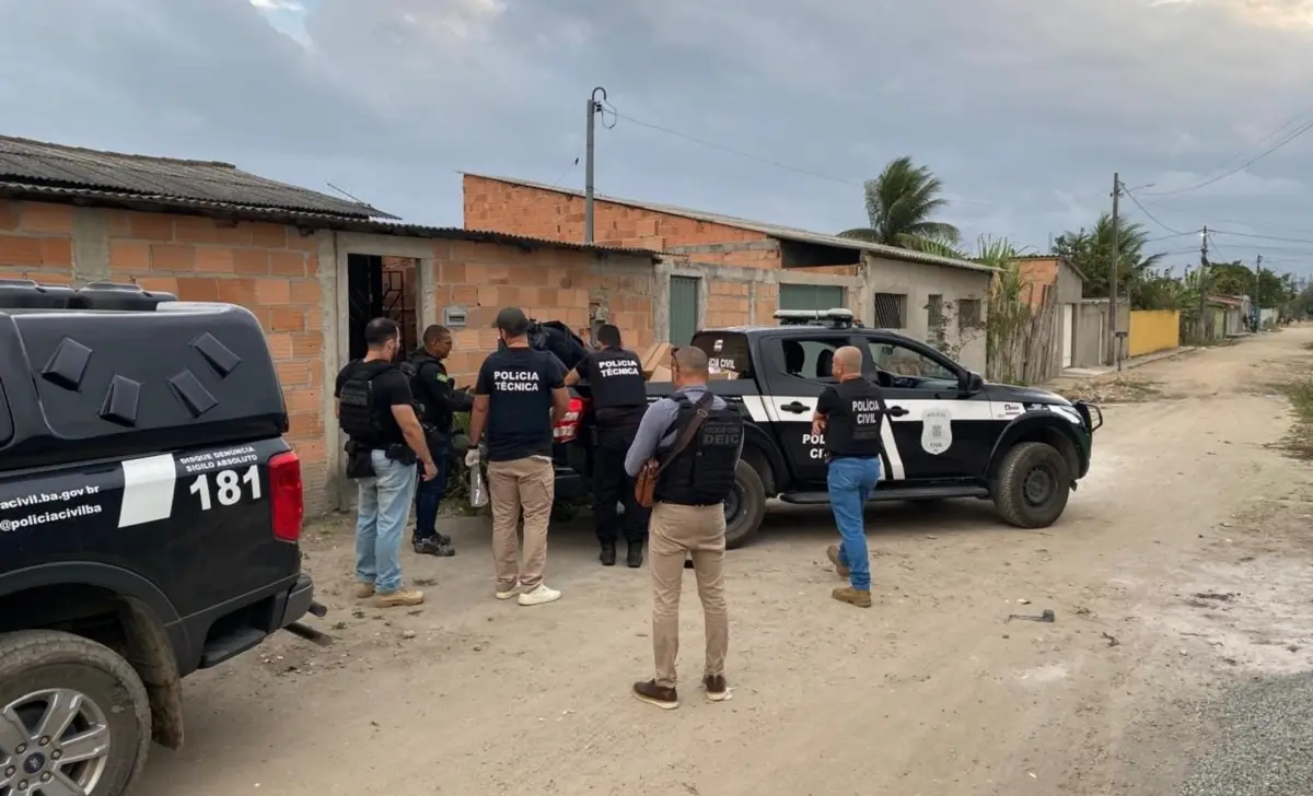 Cocaína avaliada em milhões é apreendida em laboratório clandestino na Bahia
