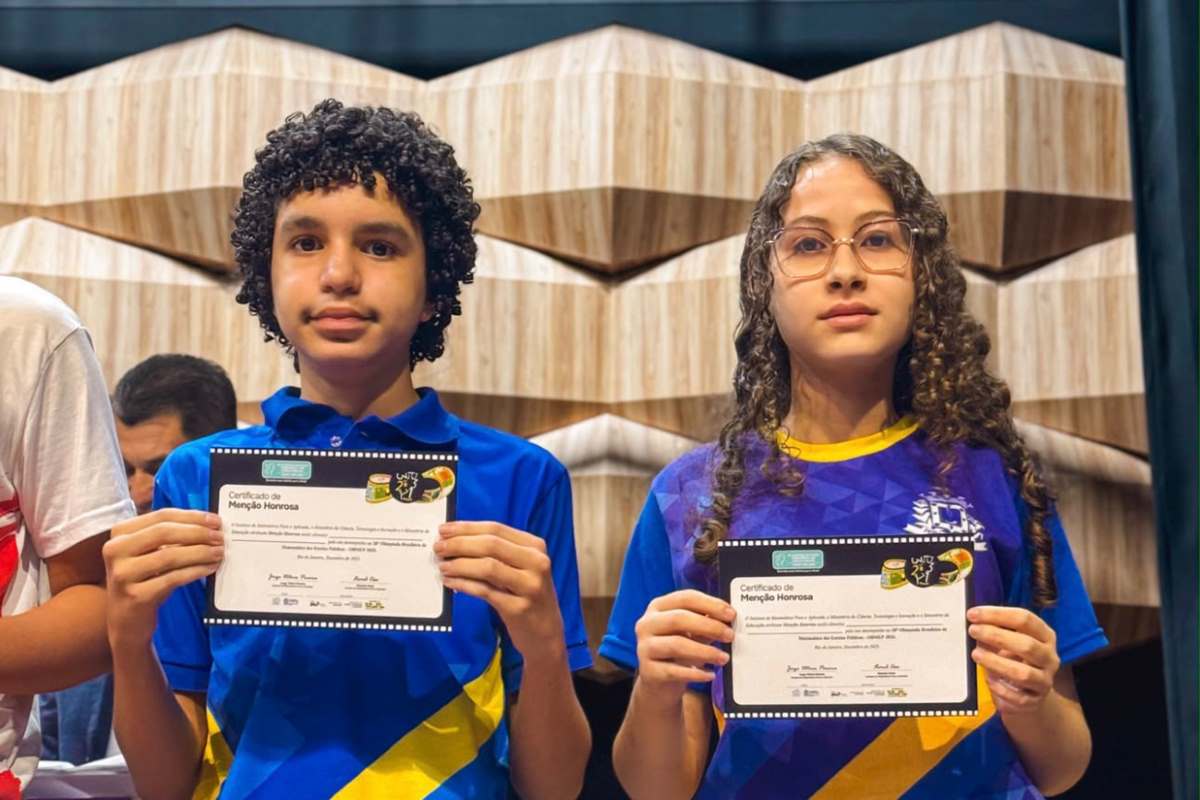Estudantes com menção honrosa na OBMEP_Fotos - Rute Pimenta (1)