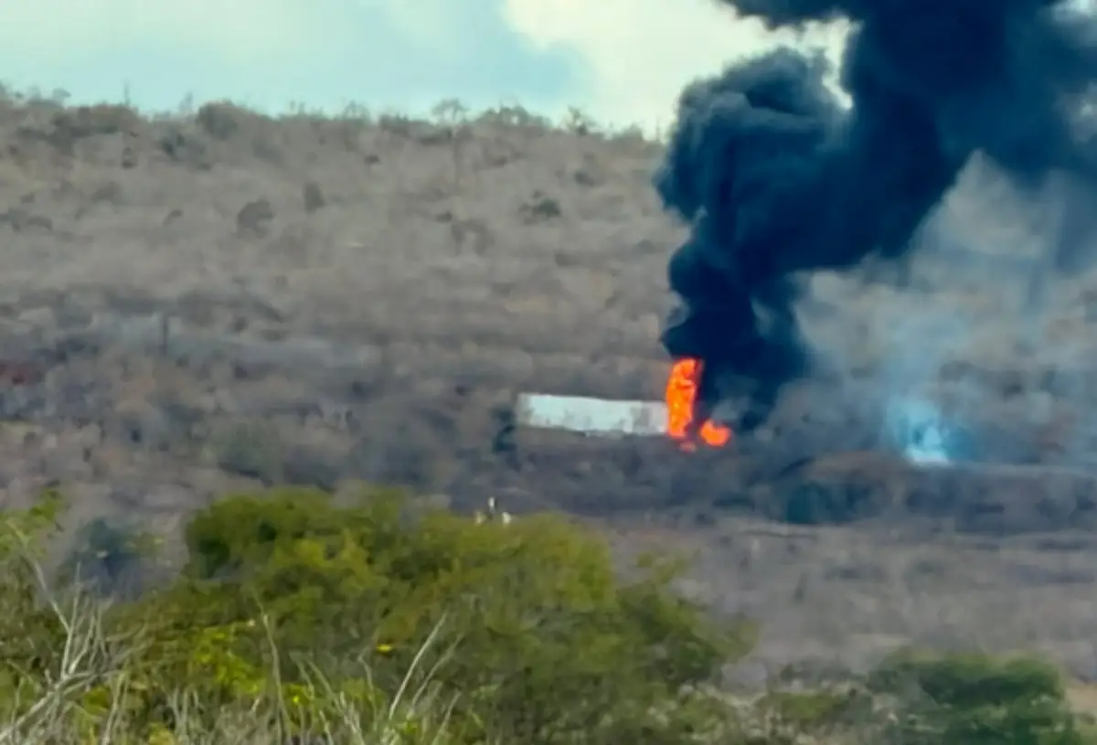 Trecho da BR-116 é interditado totalmente após caminhão pegar fogo na Serra do 100