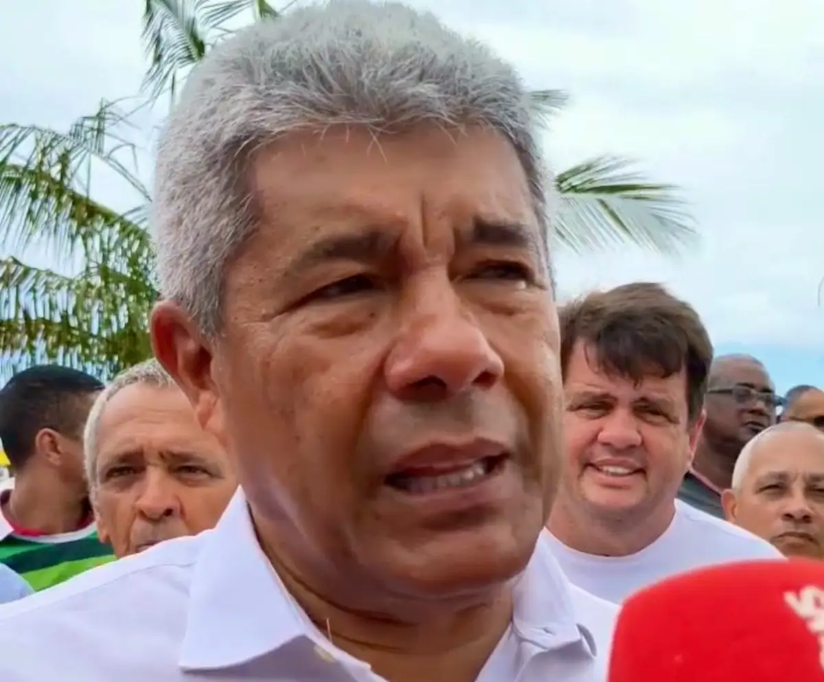 Jerônimo Rodrigues visita obras do VLT em Salvador