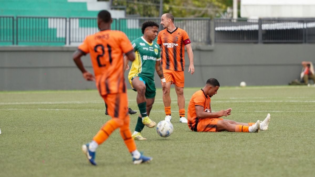 Jogadores de futebol Barreiras SSA jogo semifinal campeonato Baiano Baianão 2026