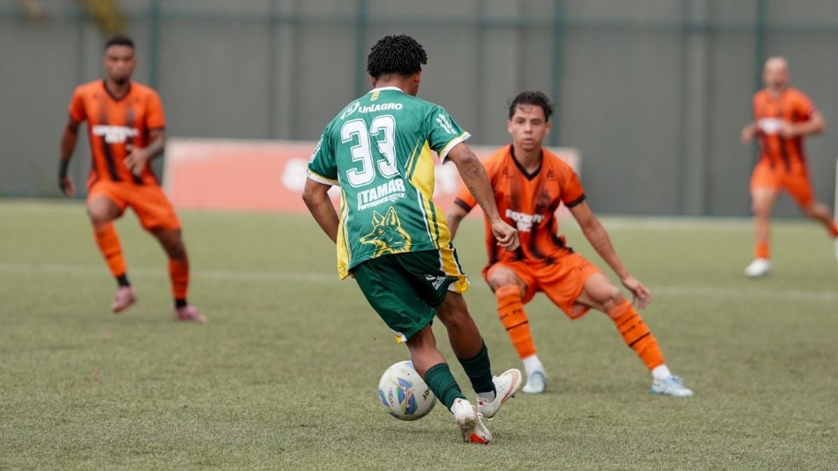 Jogadores de futebol Barreiras SSA jogo semifinal campeonato Baiano Baianão 2026