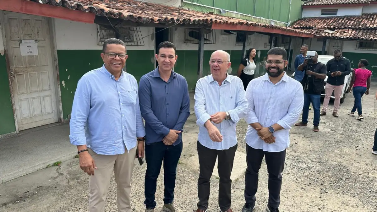 Prefeitura assina ordem de serviço para reforma de quase R$ 3 milhões no CSE