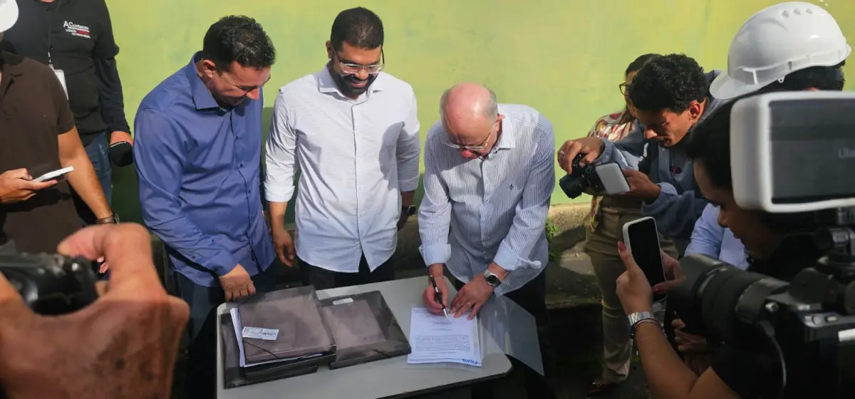 Prefeitura assina ordem de serviço para reforma de quase R$ 3 milhões no CSE