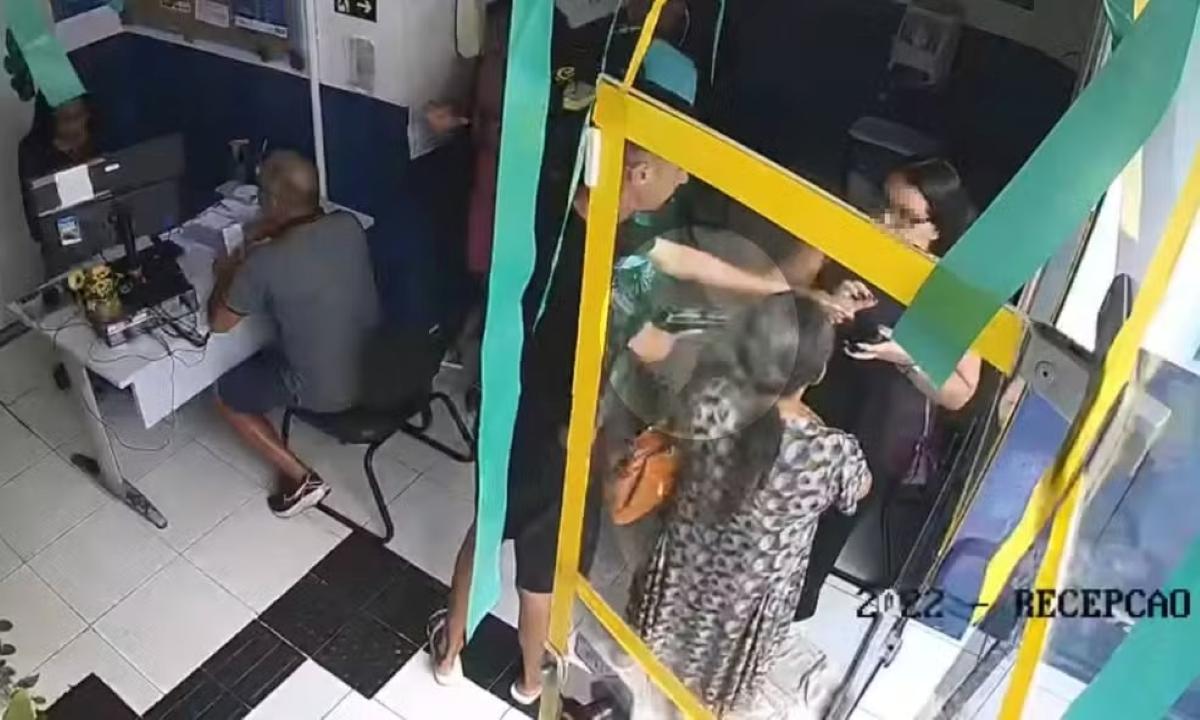 Pacientes e servidores do Cras sofrem assalto a mão armada em unidade de Salvador
