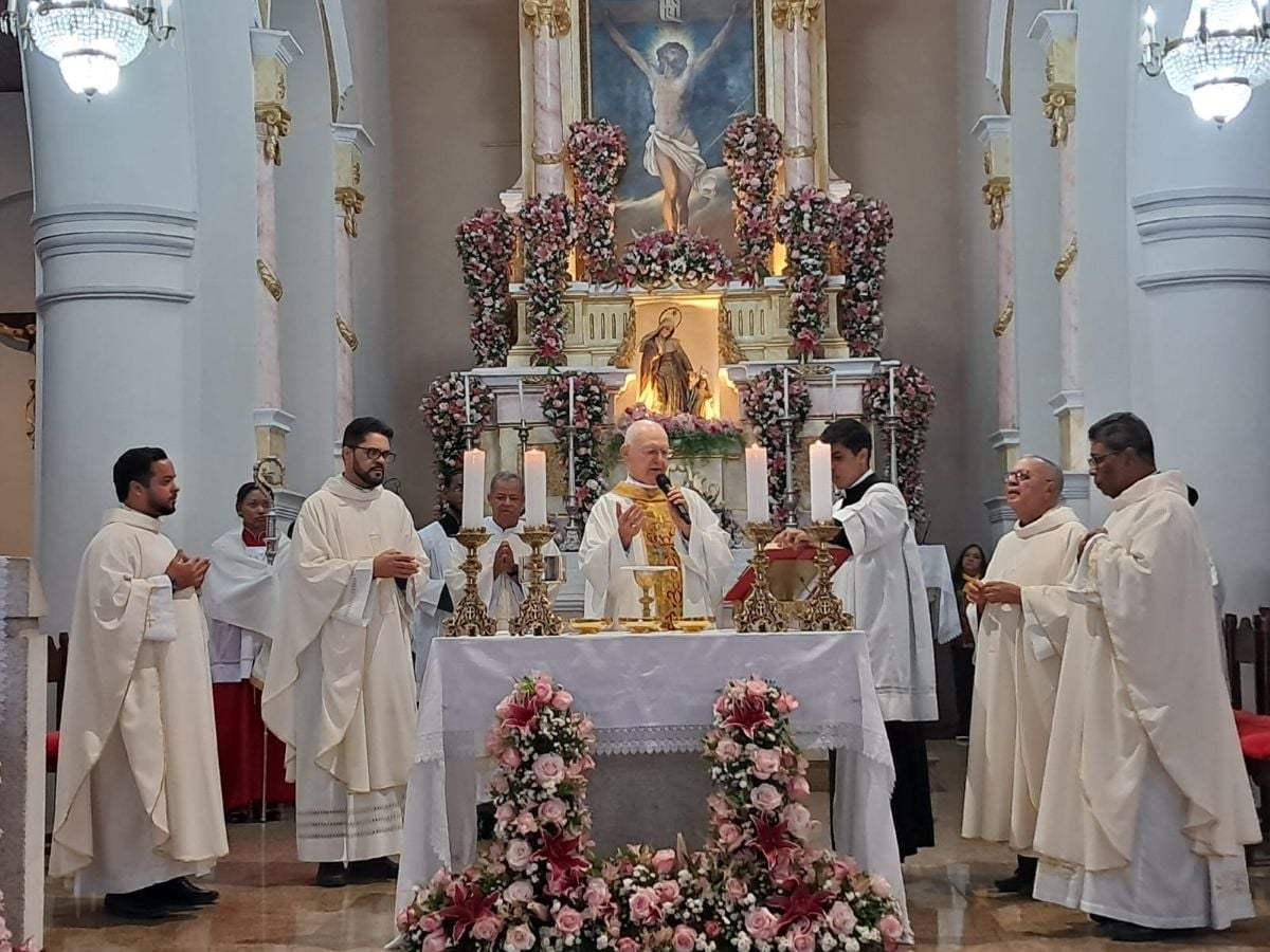 Paróquia de Sant’Ana em missas no dia da padroeira