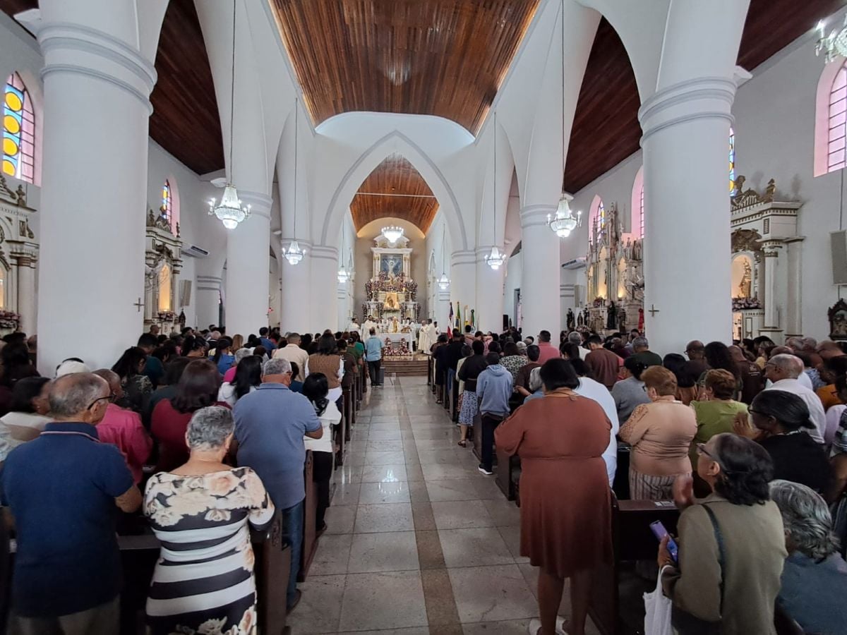 Paróquia de Sant’Ana em missas no dia da padroeira