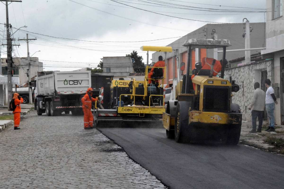 Rua Morro Amarelo bairro Conceição recebe pavimentação