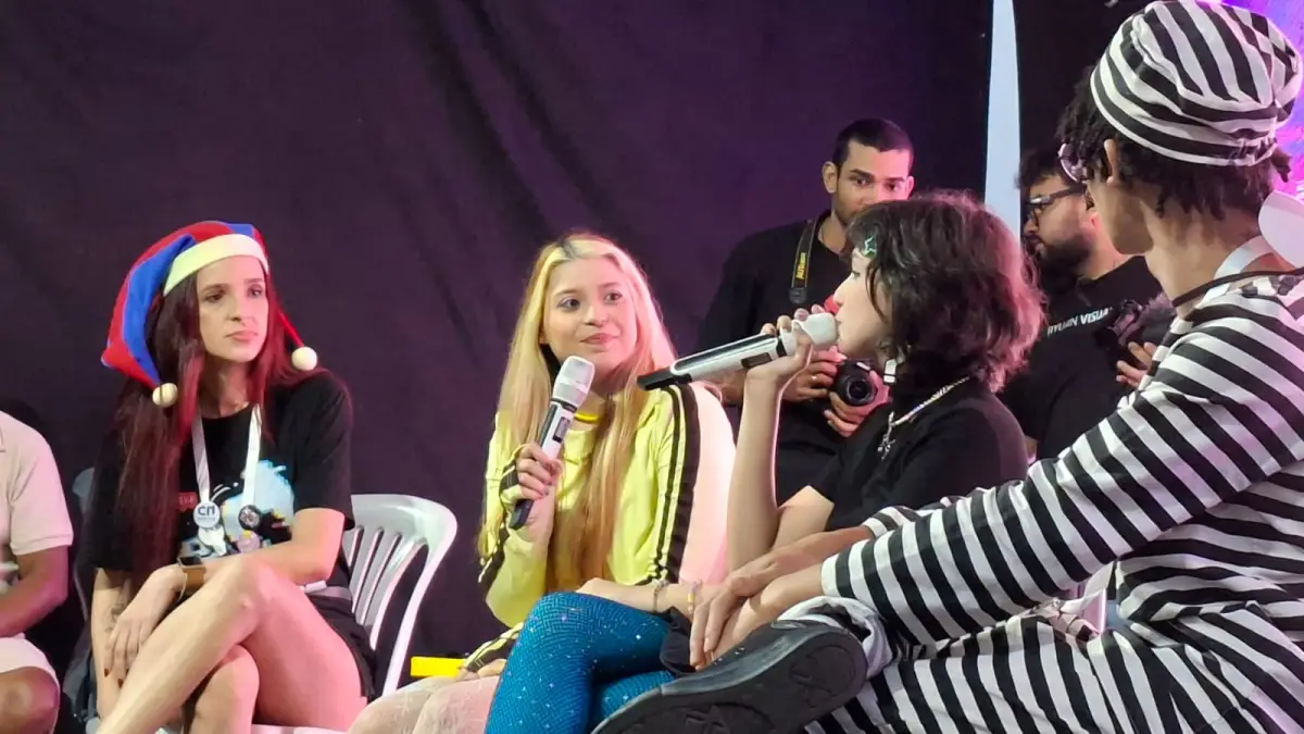 Bianca Alencar, Feh Dubs, Luísa Horta e Foxyzinho: fãs conquistam dubladores na Super GameCon 2026