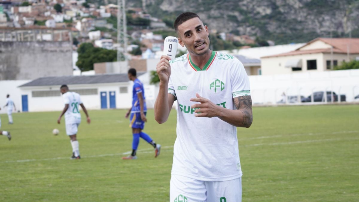 Thiago Galhardo, jogador do Feira FC