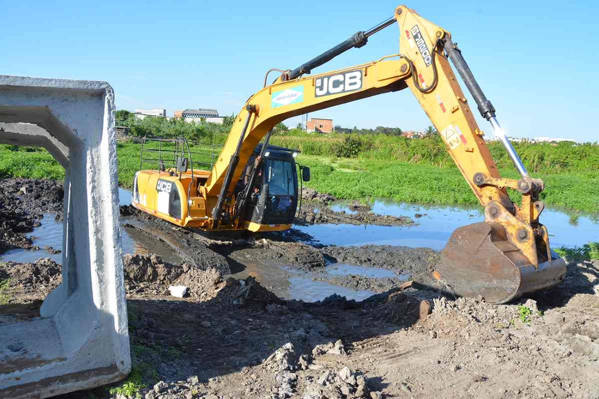 Obras no Entorno da Lagoa Chico Maia