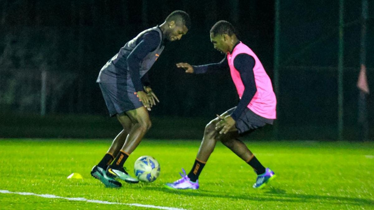 Treino de jogadores do SSA