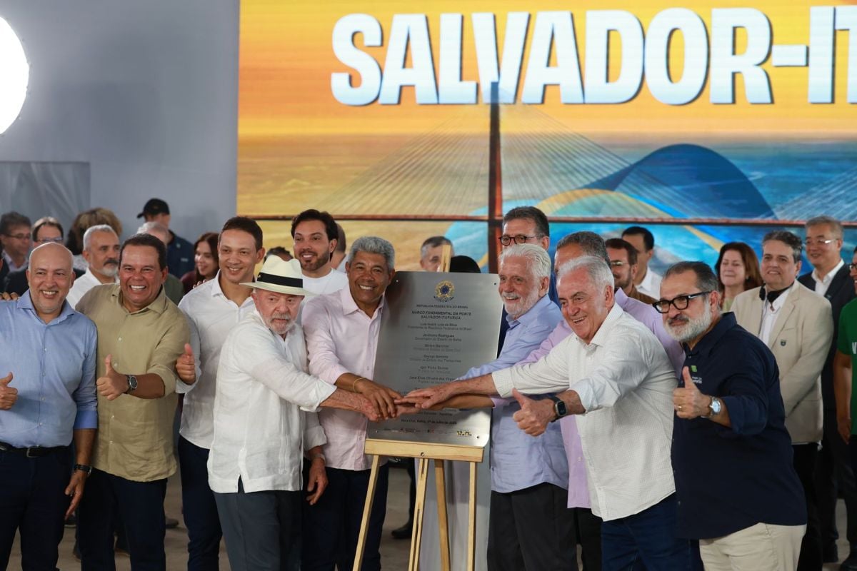Lula e Jerônimo participam de ato simbólico para cravação da primeira estaca da Ponte Salvador–Ilha de Itaparica