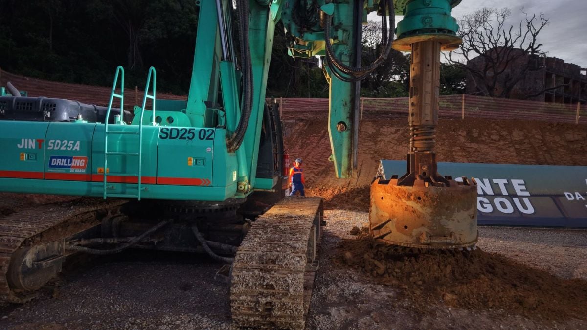 Ato simbólico crava a primeira estaca da Ponte Salvador–Ilha de Itaparica