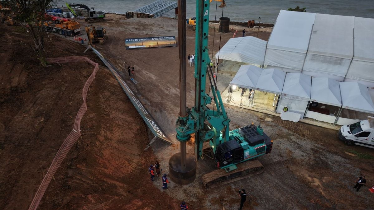 Ato simbólico crava a primeira estaca da Ponte Salvador–Ilha de Itaparica