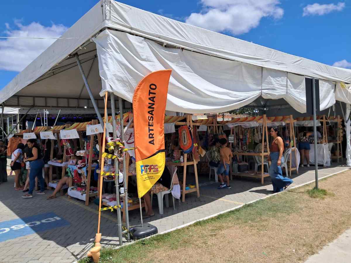 Área de artesanato na 19ª edição do Flifs