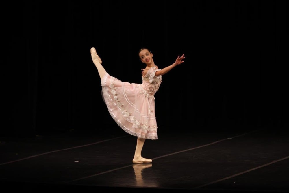 Bailarina Maria Clara Cerqueira, de 11 anos Bailarina Maria Clara Cerqueira, de 11 anos