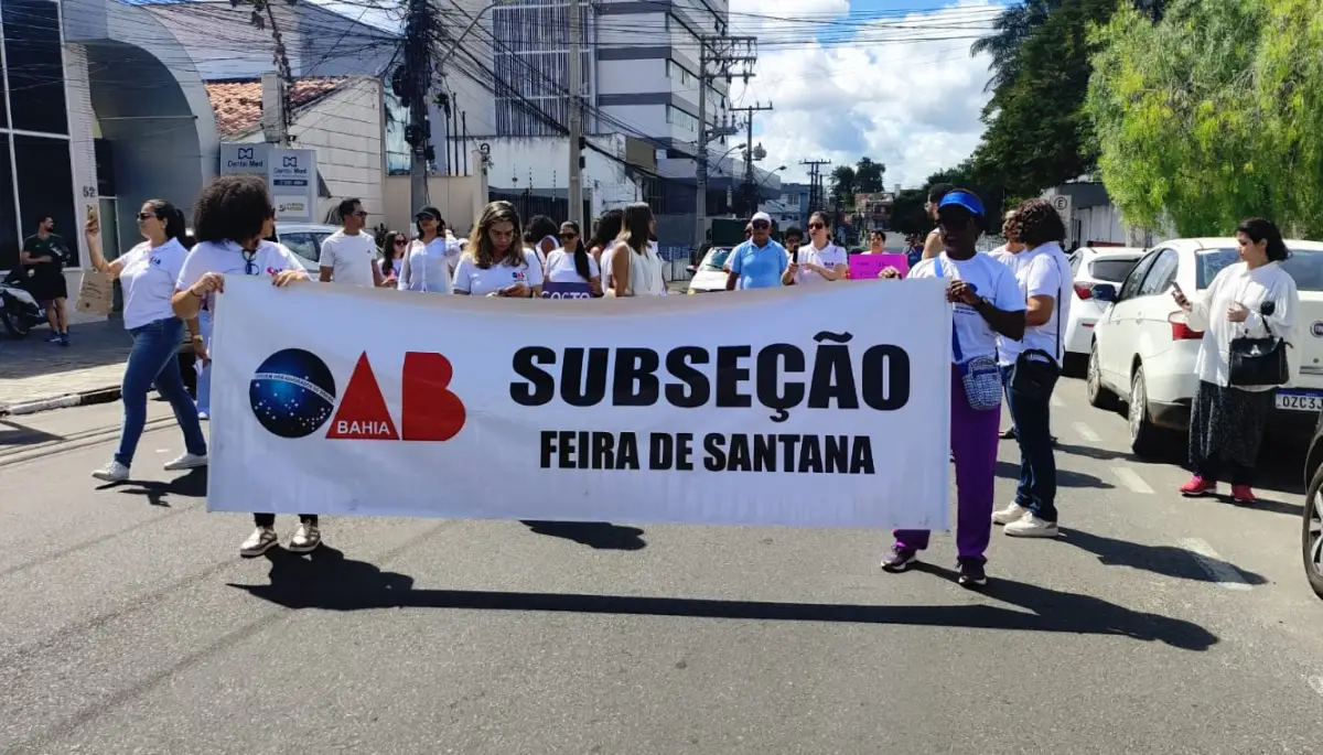 Mulheres de Feira de Santana vão às ruas pelo fim da violência: “Esse problema é de toda a sociedade”